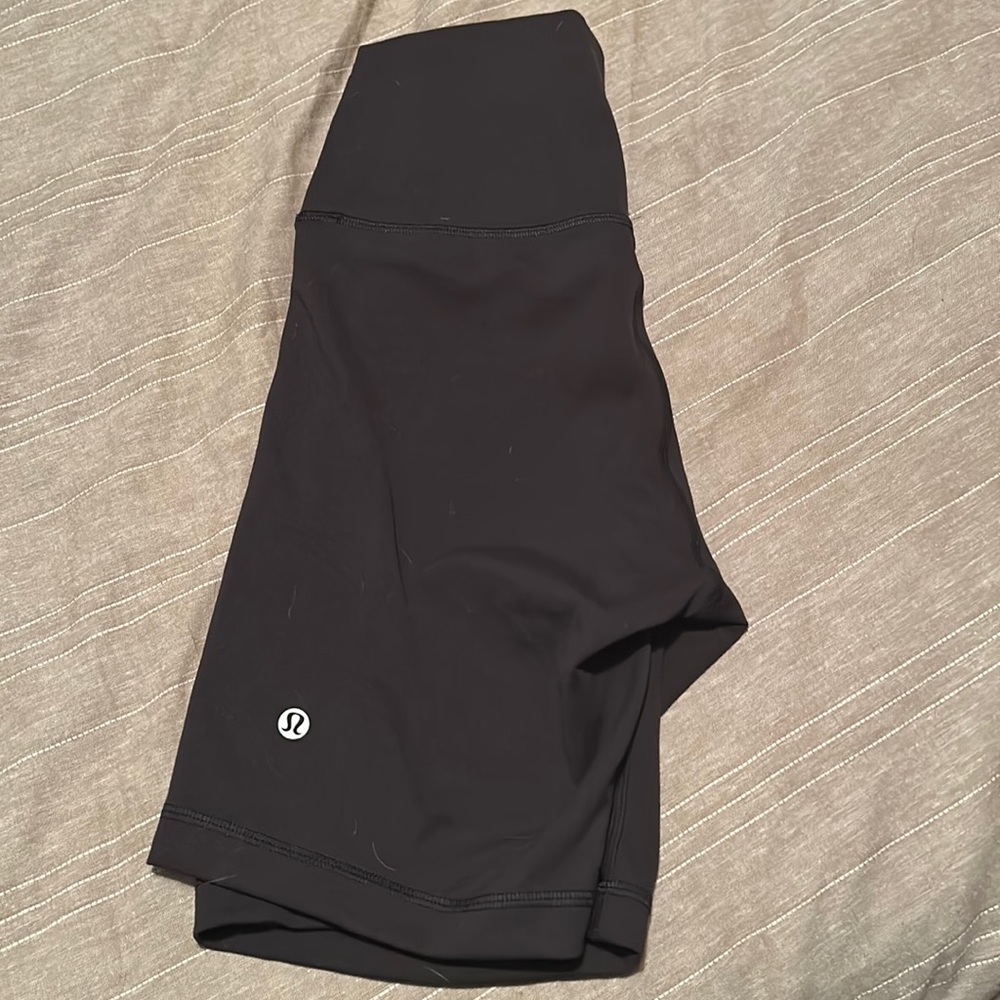 Size 8 lululemon biker shorts